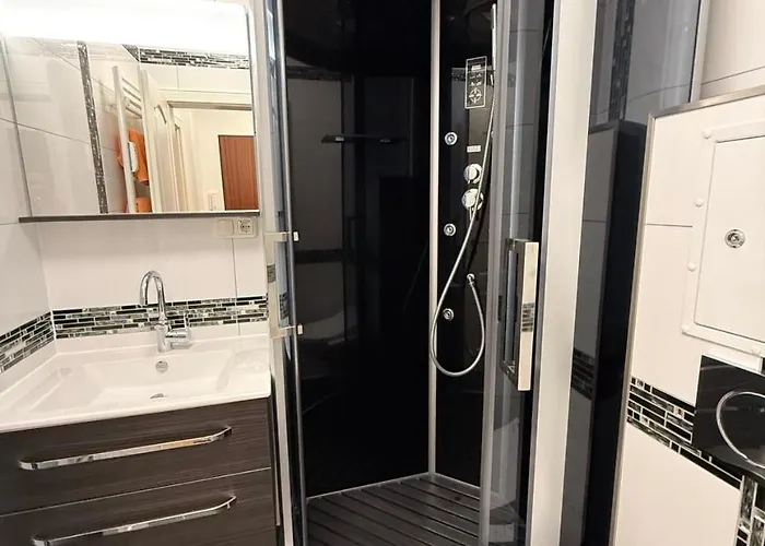 Apartament Premium Yacht Ausstattung 2 *